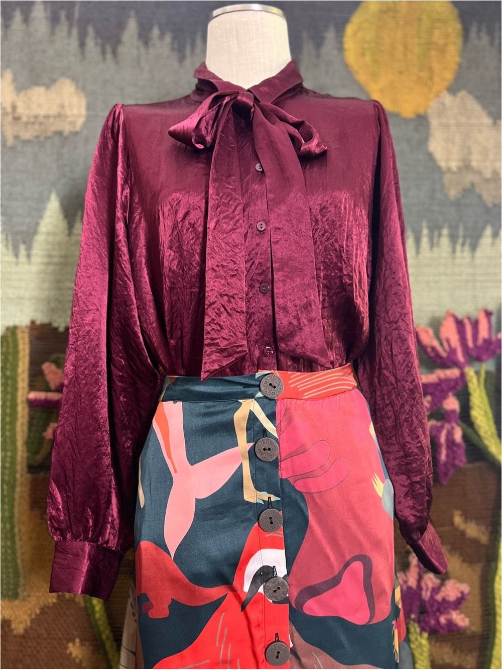 Esqualo Satin Bow Shirt 12 - Picture 3 of 16